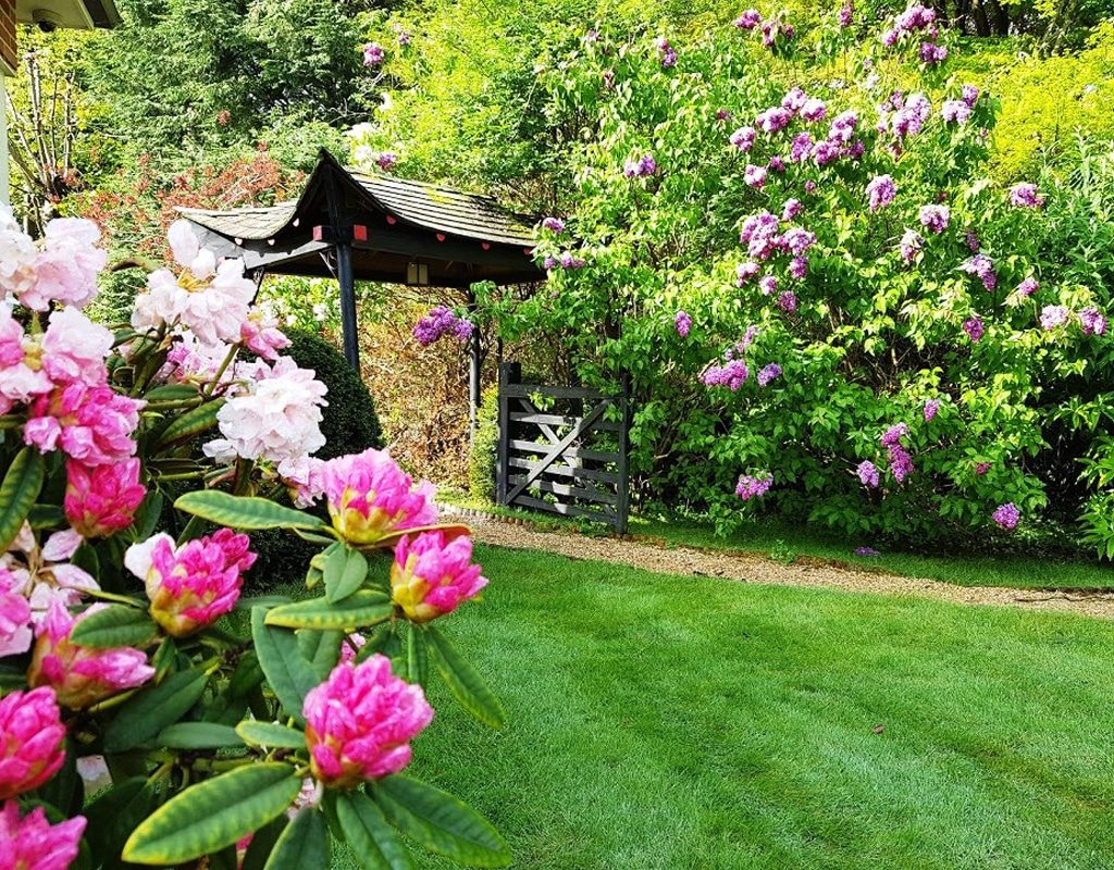 High Clandon - entrance to Japanese garden